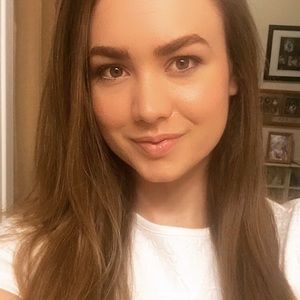 Meet your Posher, Colleen